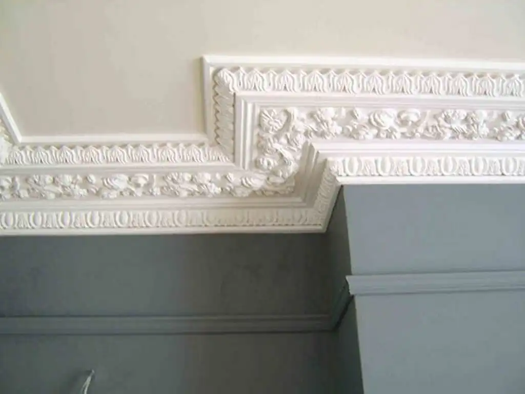benefits of Crown Molding in Interior Design