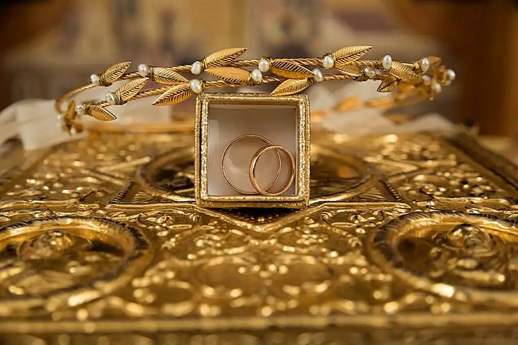 Collecting Vintage Jewellery Rings