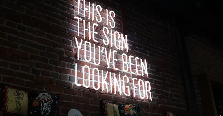 How to Become A Graphic Designer: Learn The Steps Today!