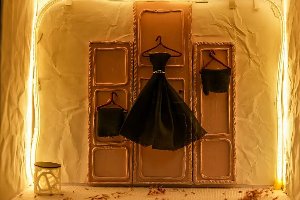 Transforming Fashion Spaces with the Power of Visual Merchandising (8) Transforming Fashion Spaces with the Power of Visual Merchandising (8)