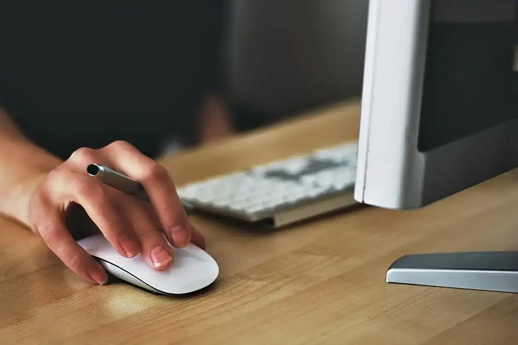 How to Become a Graphic Designer All You Need To Know (2) How to Become a Graphic Designer All You Need To Know (2)