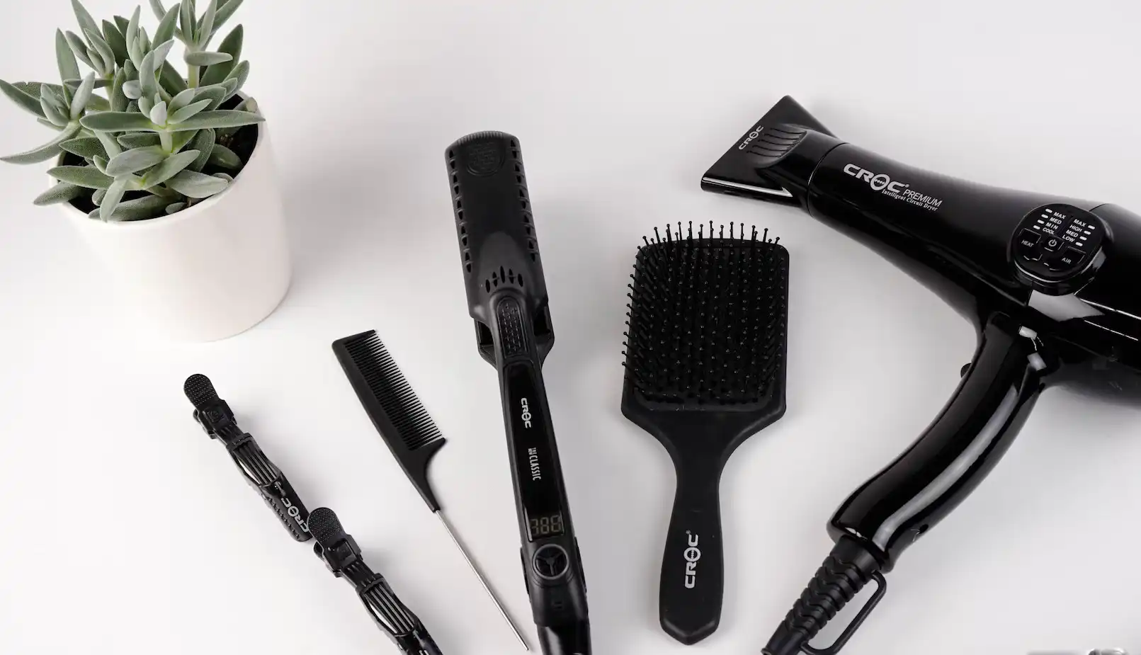 Hairstyling for Makeup Artists- Why Is It Crucial (2) Hairstyling for Makeup Artists Why Is It Crucial (2)