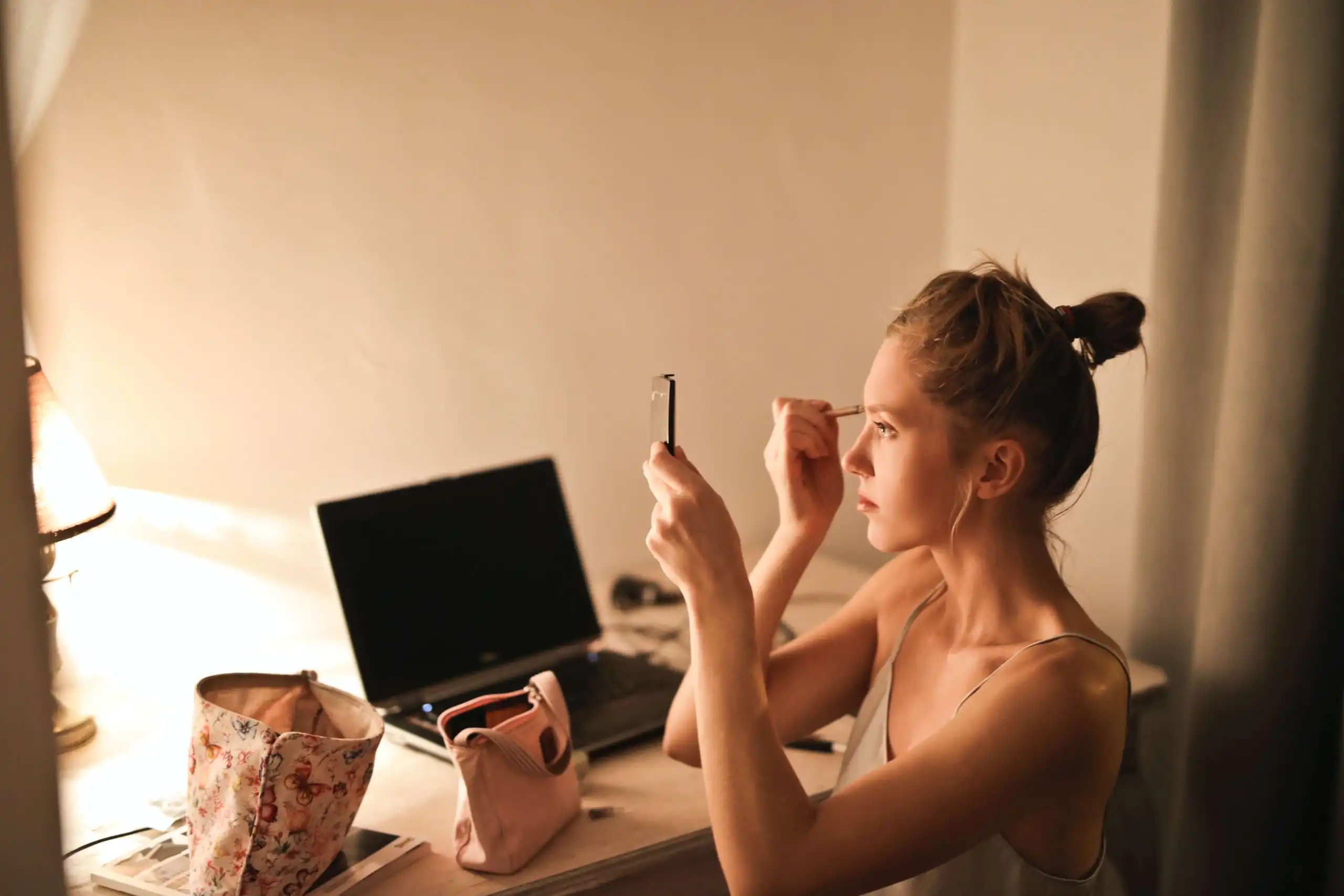 The Do’s And Don’ts For Your Professional Makeup Portfolio (2) The Do’s And Don’ts For Your Professional Makeup Portfolio (2)