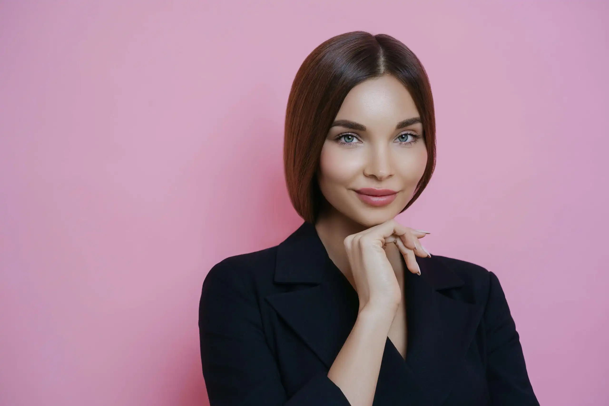 The Do’s And Don’ts For Your Professional Makeup Portfolio (8) The Do’s And Don’ts For Your Professional Makeup Portfolio (8)