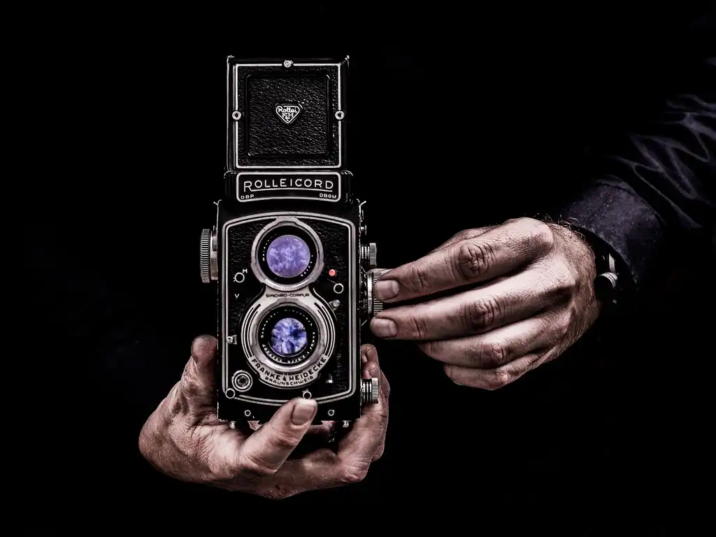 The Evolution of Photography All You Need To Know thumbnail (1)