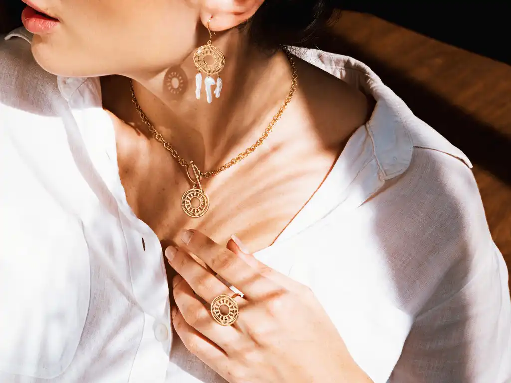 Crash Course in Jewellery Designing All You Need to Know (4) Crash Course in Jewellery Designing All You Need to Know (4)