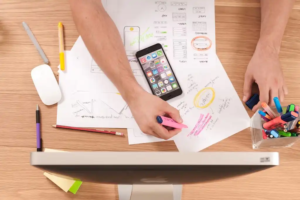 How to Master Visual Hierarchy in UI Design (1) How to Master Visual Hierarchy in UI Design (1)