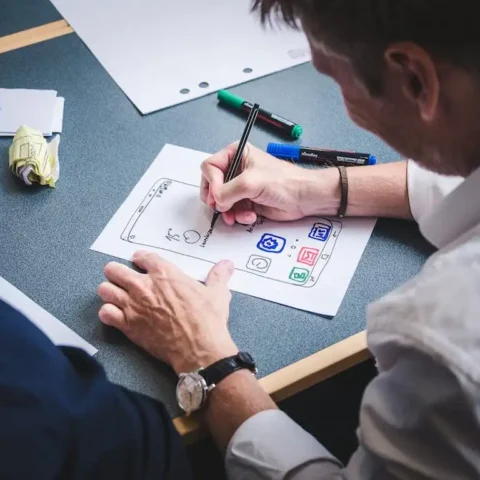 How to Master Visual Hierarchy in UI Design Thumbnail