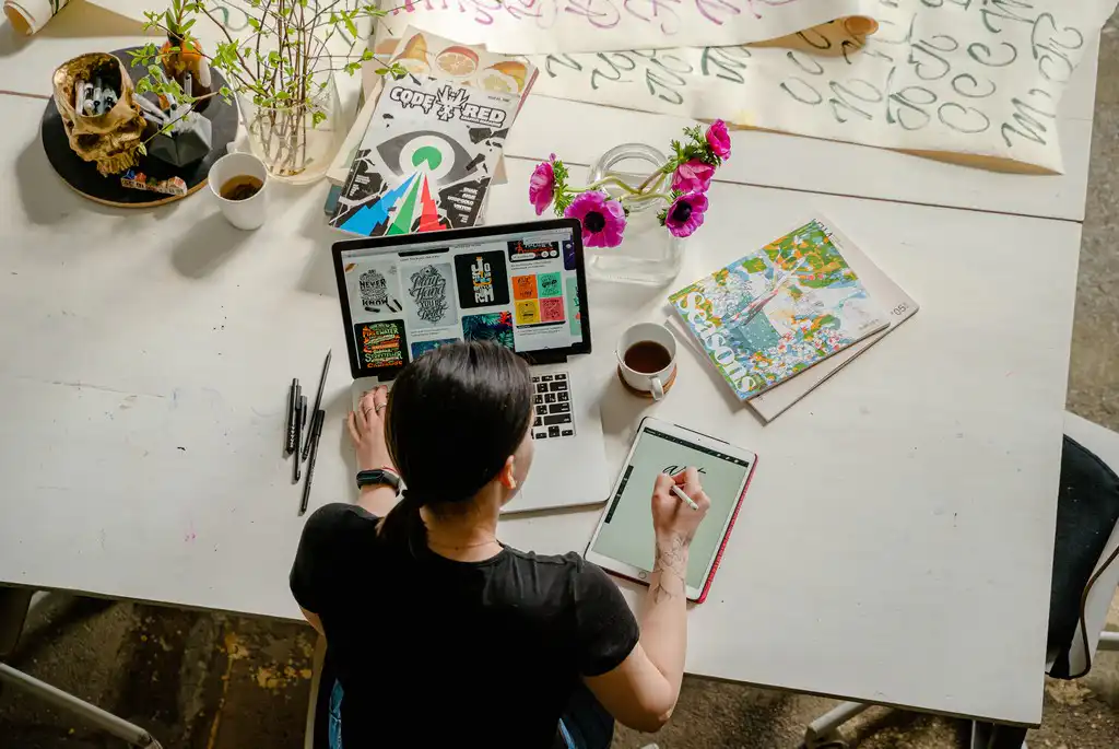 Student Life in a Design Institute (3)
