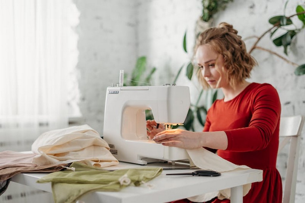 What are the courses to become a fashion designer (4) What are the courses to become a fashion designer (4)