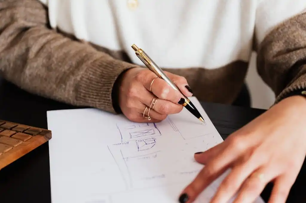 What is the way after class 12 to become an interior designer (4) What is the way after class 12 to become an interior designer (4)