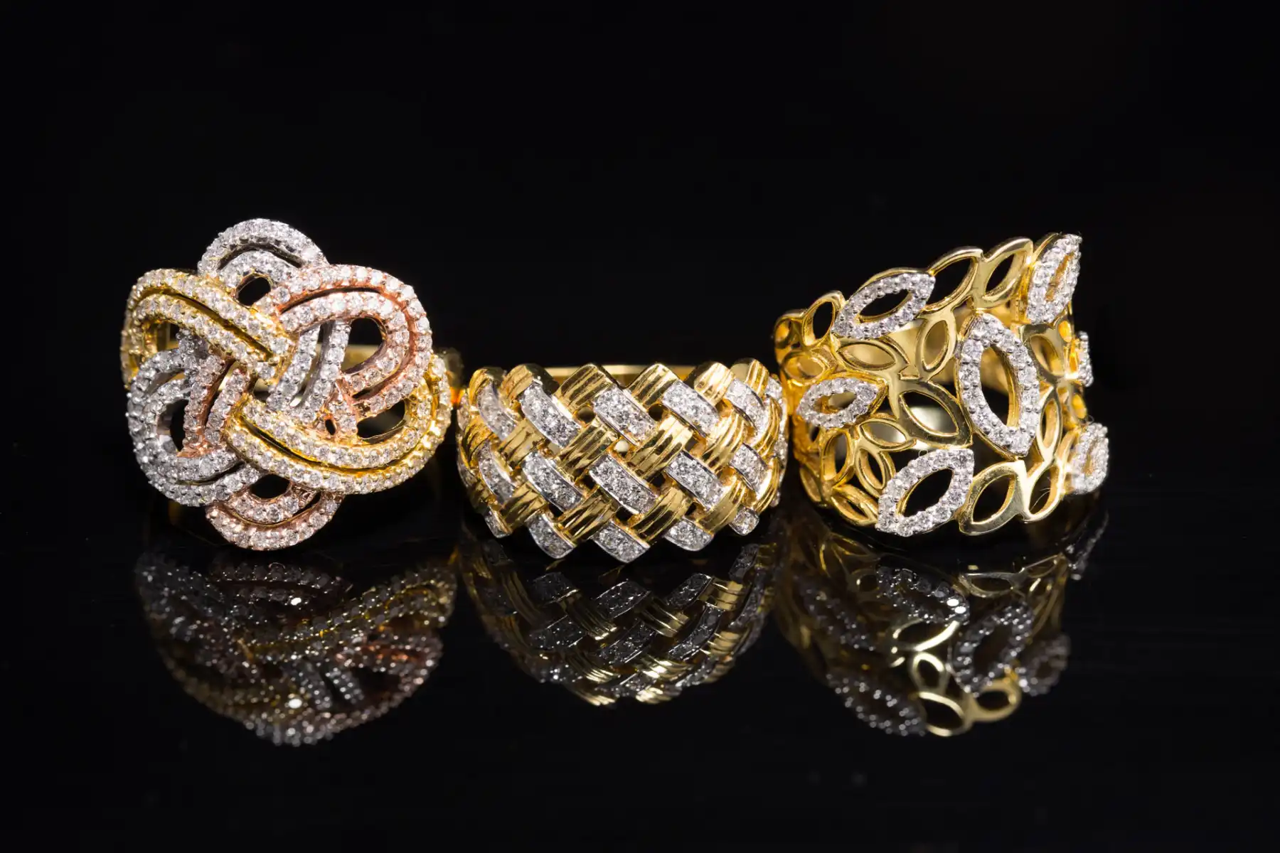 Jewellery Photoshoot - Its Importance In The Fashion Industry (1) Jewellery Photoshoot Its Importance In The Fashion Industry (1)