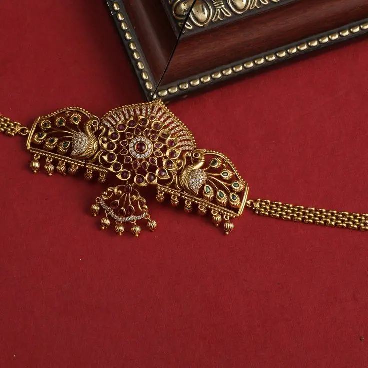 Temple Jewellery Divine Adornment Steeped in Tradition (7) Temple Jewellery Divine Adornment Steeped in Tradition (7)