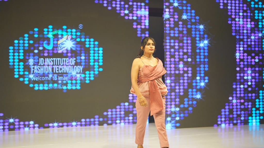 Beyond Binary: Fashion for the Third Gender - JD Institute