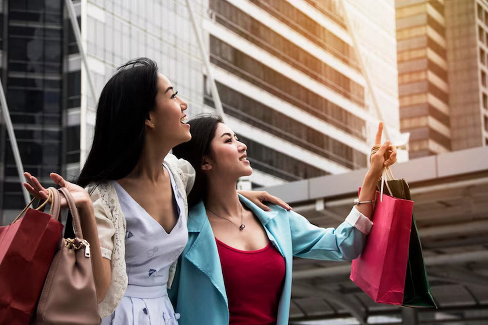 Fashion industry and Its Impact on workers rights (1) Fashion industry and Its Impact on workers rights