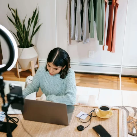 Top Tips You Will Need To Know If You Wish To Pursue A Career As A Fashion Designer