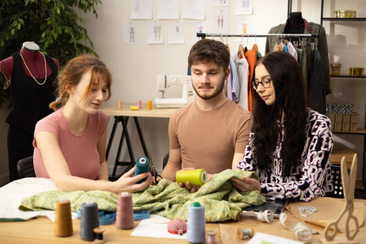 Best Sustainable Fashion Courses Changing the Industry (4) Best Sustainable Fashion Courses Changing the Industry