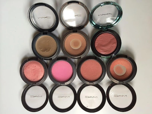 Contouring and Highlighting A Step-by-Step Guide (2) Contouring and Highlighting A Step by Step Guide