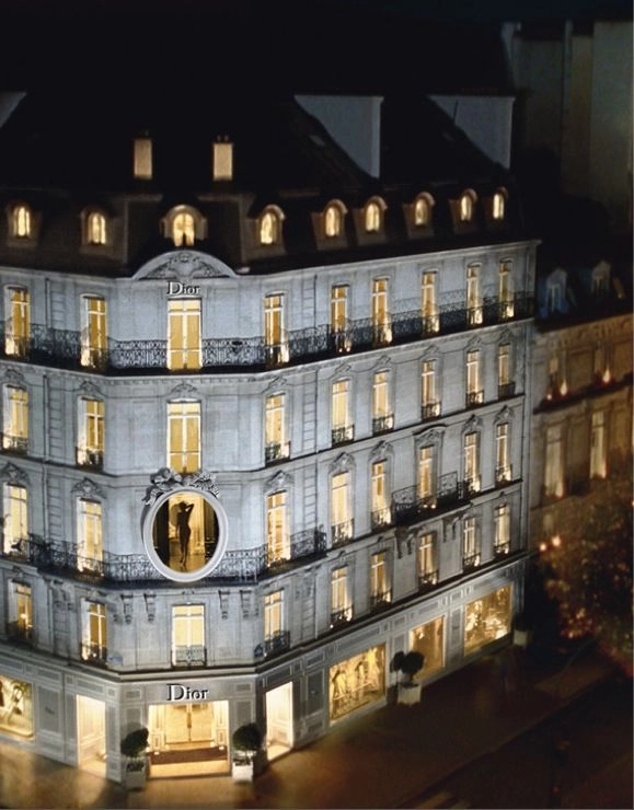 From Sketches to Silhouette The Birth of the House of Dior (2) From Sketches to Silhouette The Birth of the House of Dior