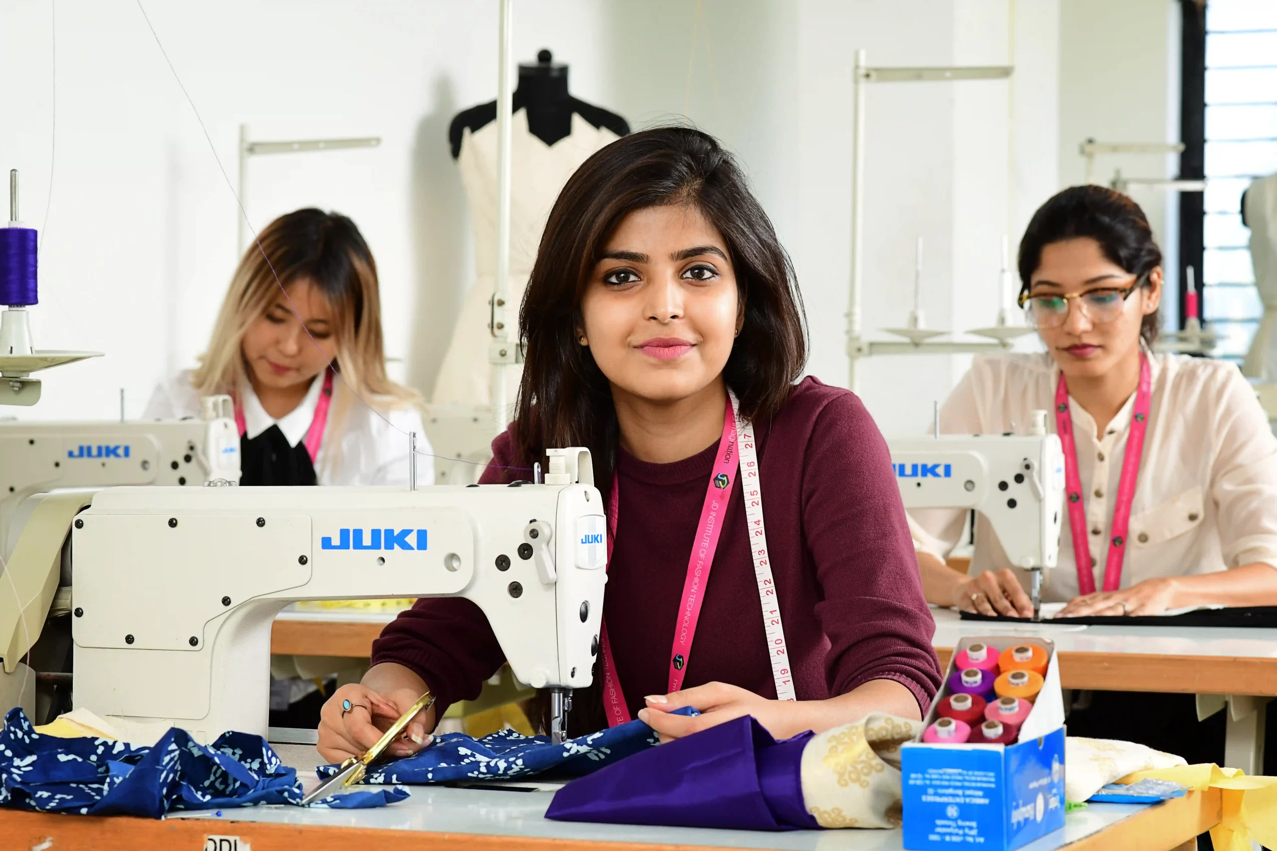 JD Institute of Fashion Technology A Comprehensive Review (3) JD Institute of Fashion Technology A Comprehensive Review
