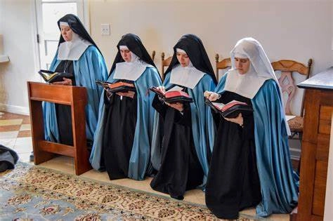 religion where ladies wear dresses The Impact of Christianity on Women's Clothing: A Historical Argument LowStock:43650469625907