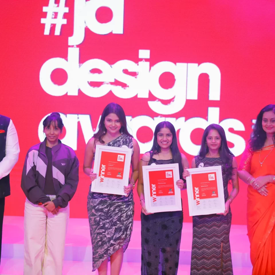 Best Creative Adaptation Award 04A3451