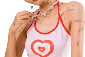 What is y2k fashion