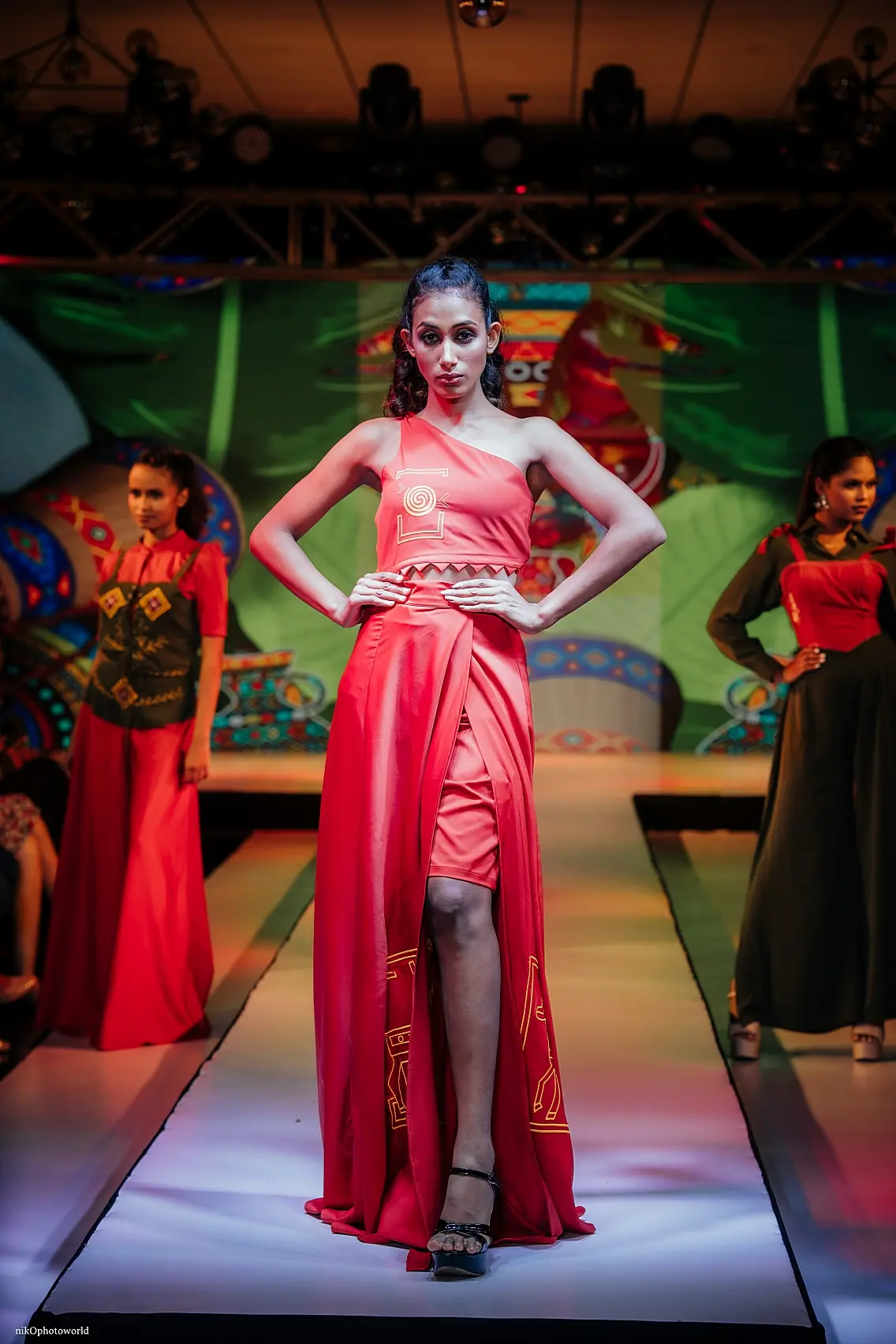 The Garasia Edit Weaving Heritage into Modern Resort Wear (10)