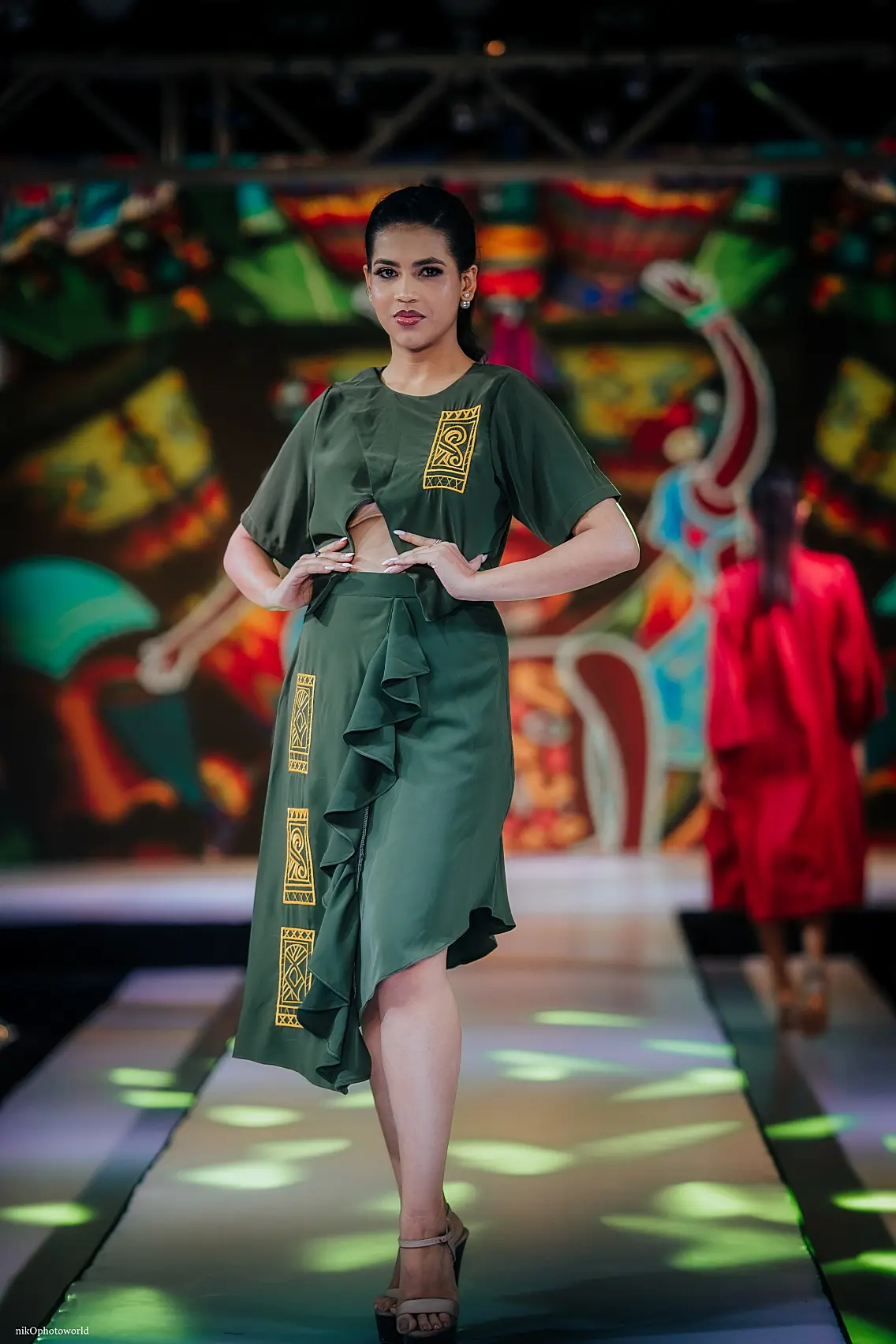 The Garasia Edit Weaving Heritage into Modern Resort Wear (4)