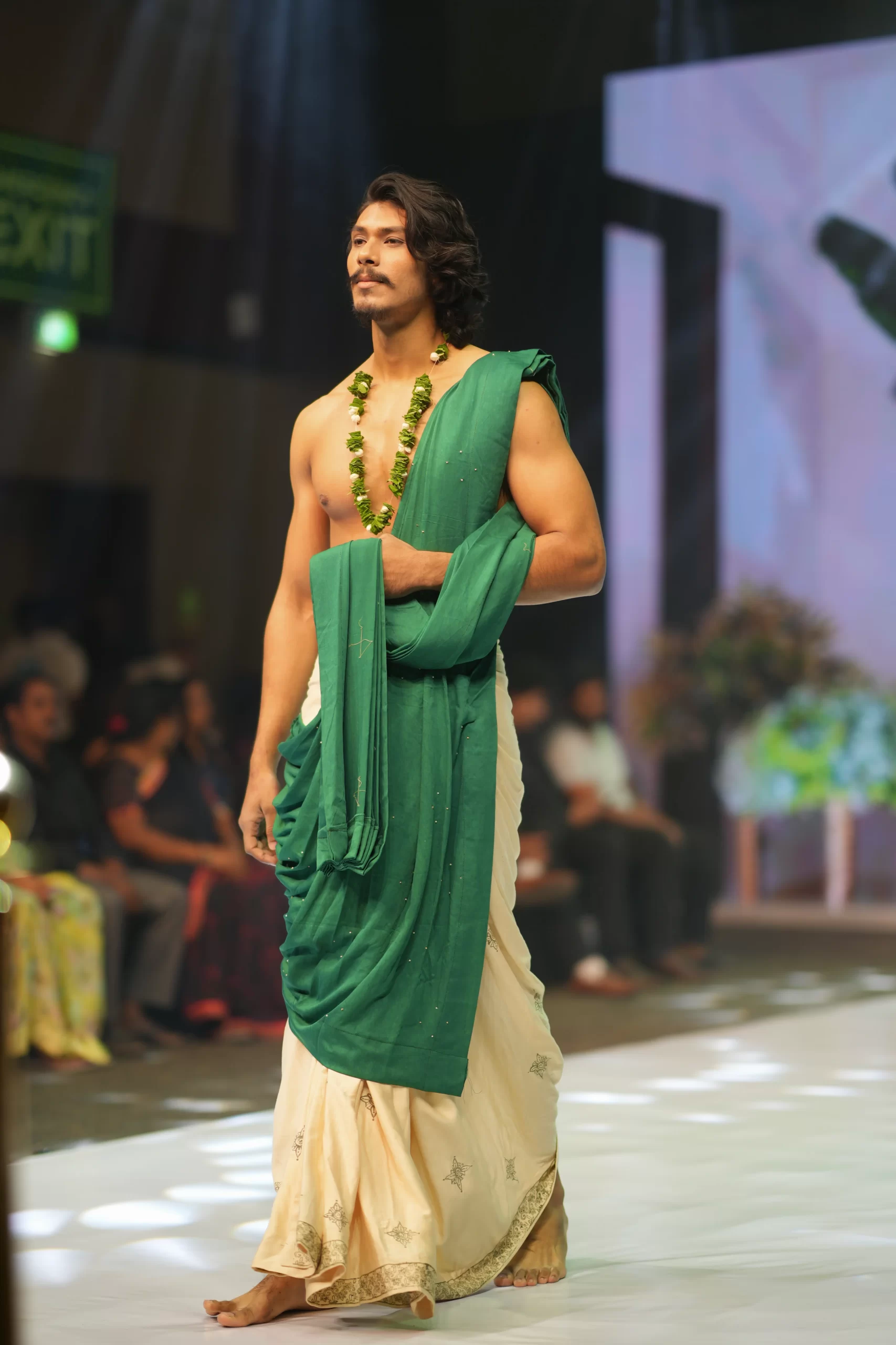 Ayaatana (4)