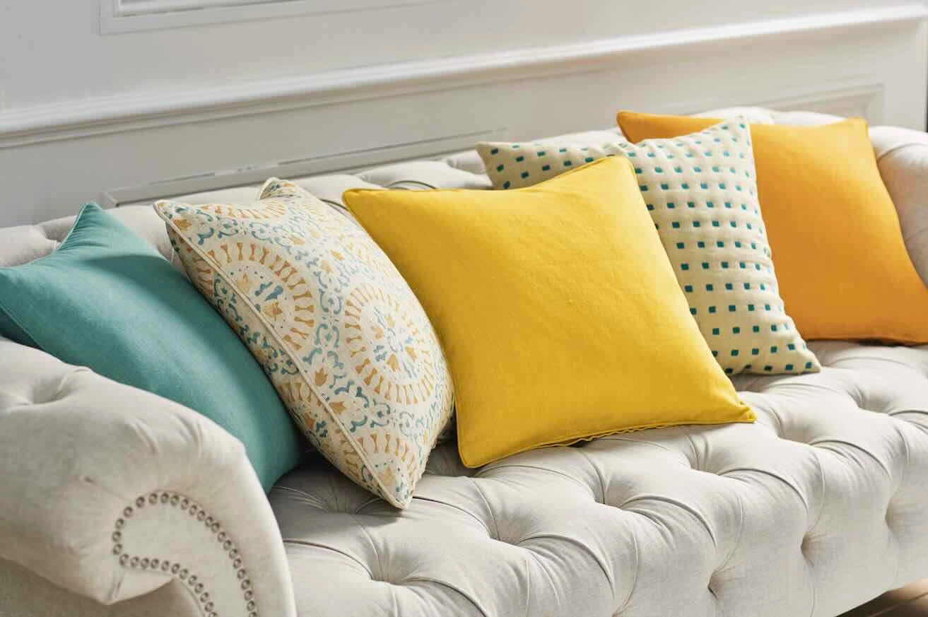 COZY HOME DECOR FABRIC FOR THE WINTER SEASON (6)