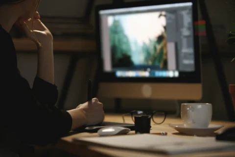 how to become a graphic designer after 12th