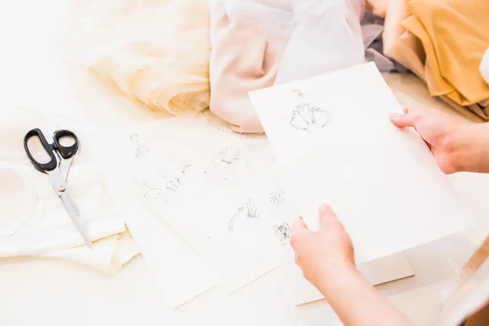 do i need to know how to draw to join a fashion design course