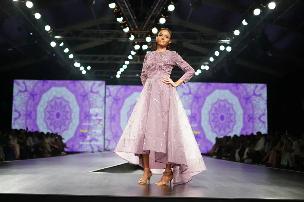 How to choose the right fashion design college